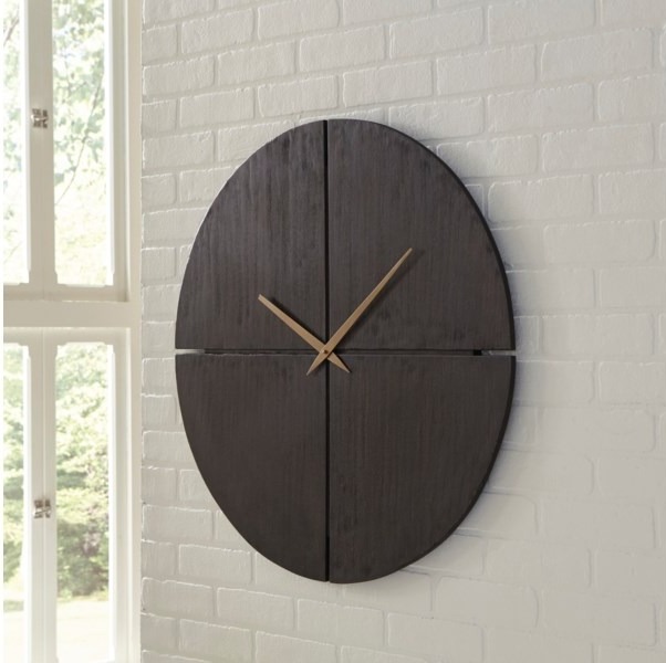 How to Place a Wall Clock in Your Living Room